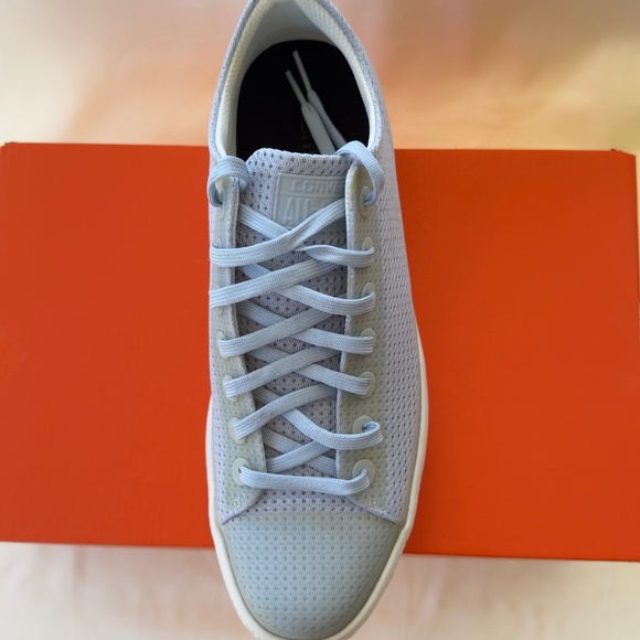 Converse - Picture 3 of 6